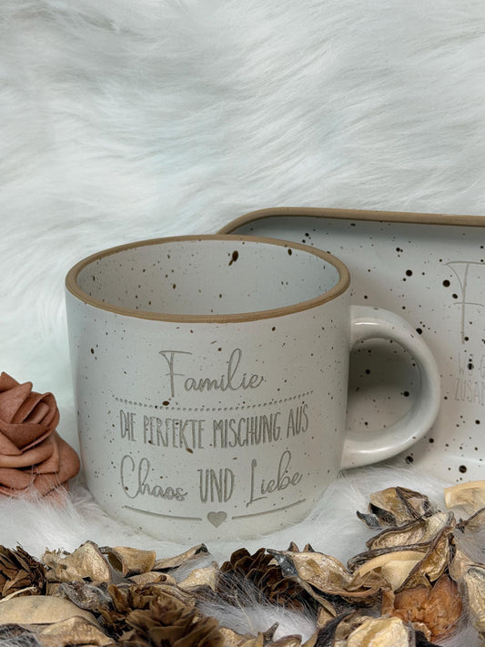 Personalisierte Tasse mit Tablet mit Name - Geschenk für Mama - Freundin - Gravur Becher - Geschenkidee - Geburtstag - Weihnachten
