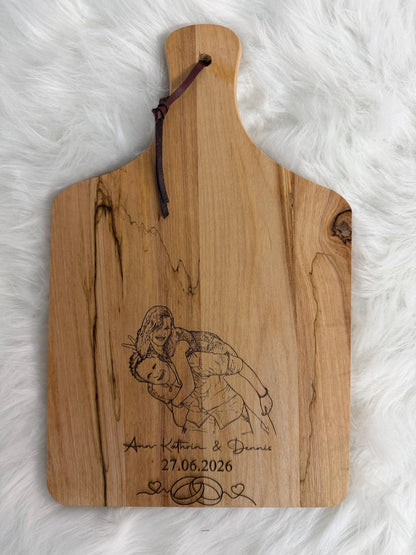Schneidebrett personalisiert mit Gravur | Hochzeitsgeschenk für Paare | Geschenk zur Hochzeit, Einzug & Jahrestag | Individuelle Gravur